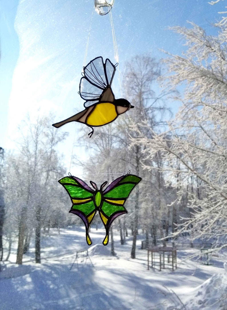 Little yellow chickadee Garden bird on the window Suncatchers Hangings Flying Chickadee Stained Glass Bird Tit