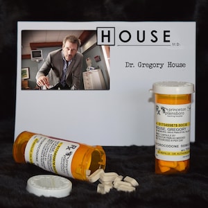TV Show House MD Screen Accurate Replica "Gregory House" Candy Prop Bottle
