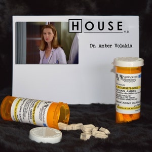 TV Show House MD Screen Accurate Replica &quot;Amber Volakis&quot; Candy Prop Bottle