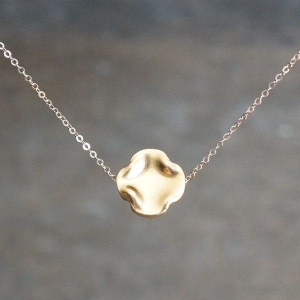 Gold Quatrefoil Necklace // Gold Wavy Clover Pendant on a 14k Gold Filled Chain • Gift for Her • Good Luck Charm • Lucky Jewelry