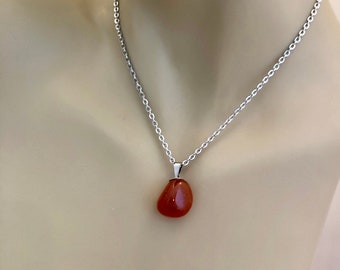 Crystal Necklace, Carnelian Necklace, Carnelian Stone Necklace, Carnelian Jewelry, Carnelian Gemstone Necklace, Crystal Pendant Jewelry