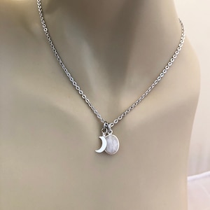 Moonstone Necklace, Moonstone  Crystal Necklace, Moonstone Healing Necklace, Crescent Pendant Necklace, Stone Necklace, Crystal Necklace