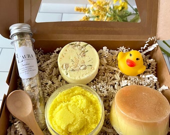 You Are My Sunshine Spa Gift Box - Aromatherapy Spa Friendship Gift - Thinking of You Get Well Soon Bath Gift Set - Stress Relief Spa Gift