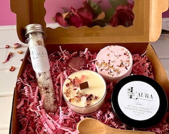Aromatherapy Floral Romantic Spa Gift Box - Bridal Shower Party Spa Gift Set - Thinking of You Miss You Gift Idea - Self Love Care Bath