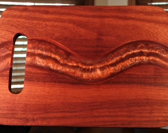Solid-Wood 'Resin-River' Cutting Board