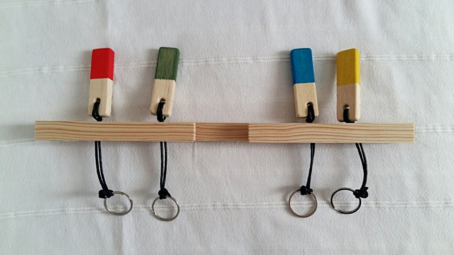 Keychains Support, Support with 4 keychains keychains, Support