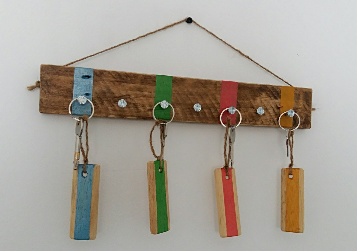 Keychains Support, Support with 4 keychains keychains, Support