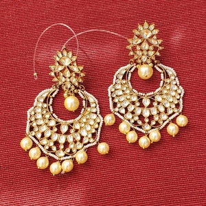Chandbali Earrings ~ Kundan Earrings with Pearls. (Brand New) FREE SHIPPING within USA.