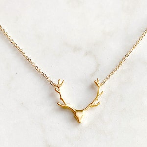 Antler Necklace – Minimalist Deer Antler Pendant in Gold or Silver, Nature-Inspired Jewelry, Boho Gift for Her