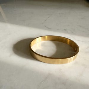 8mm Thick Gold Snap Clasp Bangle Bracelet — Stackable Everyday Bracelet — Minimalist Gift for Her