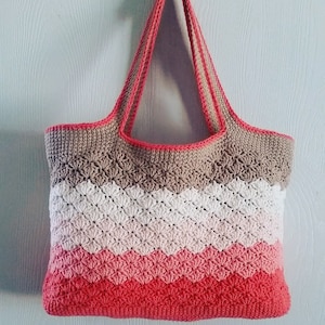 ★TOUT Y EST★ TSW Wavy Crochet Bag Sky Blue SWBGCC001SL maxresdefault.jpg