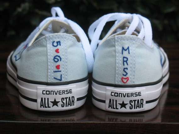 Custom Wedding Converse, Custom Converse, Custom Chuck Taylors, Custom Bride Sneakers, Custom Wedding Shoes, Custom Chucks, Hochzeitsschuhe Custom Wedding Converse, Custom Converse, Custom Chuck Taylors, Custom Bride Sneakers, Custom Wedding Shoes, Custom Chucks, Hochzeitsschuhe
