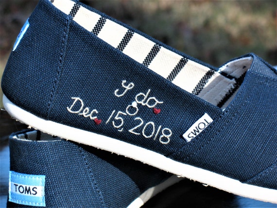 personalized toms