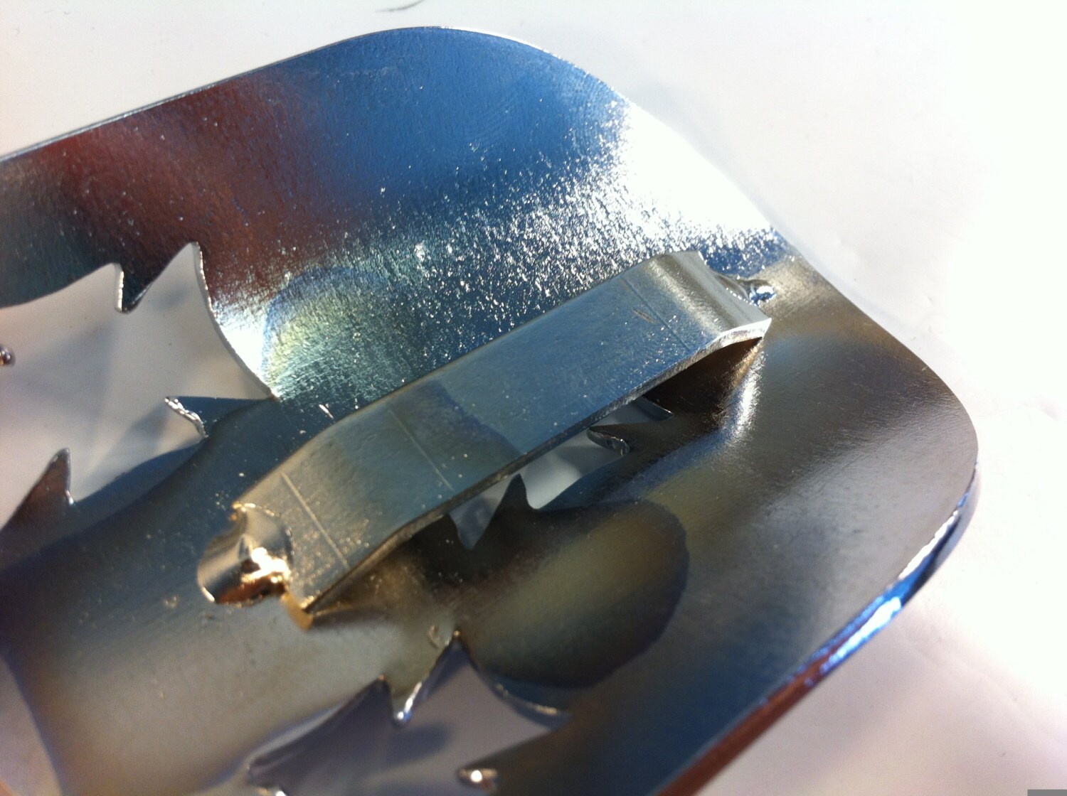 motorcycle exhaust pipe heat shield