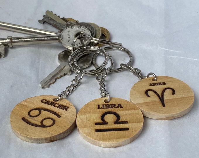 Zodiac Keyring Personalised Custom Zodiac/Horoscope/Starsign Wooden Keyring/Keychain/Key Fob Ideal Gift Present Birthday/Christmas
