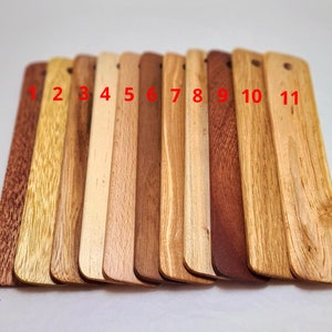 Personalisierte Lesezeichen aus Holz Jeder Name - Zitat oder Bild -Student Incentive Geschenk - Schulabgänger Geschenk Schüler Geschenk - Geschenk für Sie - Geschenk für ihn