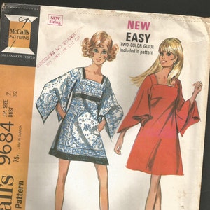 MOD Dress Pattern Classic 60s 70s BOHO Mccalls 9684 Vintage Pullover Butterfly Sleeves Square Neck  Regular or Mini Length  bust 32 Petite