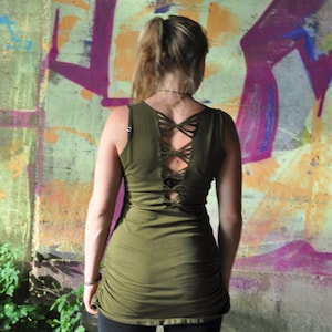 Green Tribal Cut Out Distressed Tank Top, Sleeveless Fitted Sexy Open Yoga Top, Cyberberpunk Halloween Clothing, Punk, Party, Birthday Gift