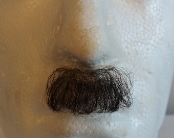 Encaje fino negro oscuro de calidad, cabello humano/de yak, bigote de Charlie Chaplin, película, teatro, TV, disfraz
