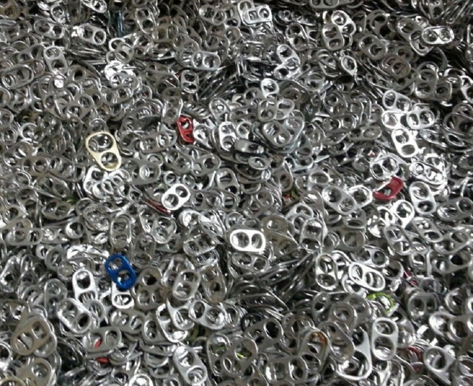 200 POP TOP Tabs, Soda Tabs, Aluminum Can Tabs, Ring Pulls, Pull Tabs