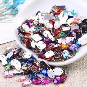 200 stuks acryl naaisteentjes, doe-het-zelf sieraden mix vorm, platte achterkant naaien edelstenen met gaten voor sieraden, kledingversieringen, kledingdecor