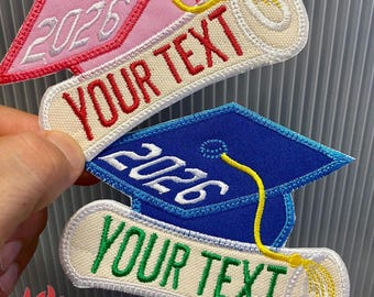 Etiqueta personalizada para birrete de graduación, cinta, parche termoadhesivo personalizado, aplique bordado personalizado, birrete, toga y diploma de escuela o universidad