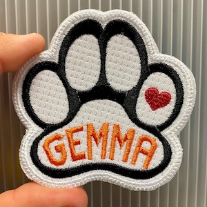 DOG Patch Heart Personalized Iron On Patch Embroidered Custom Applique Name Iron-on White Background