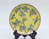 Antique Chinese porcelain plate, 8.5 inches wide, 1930s