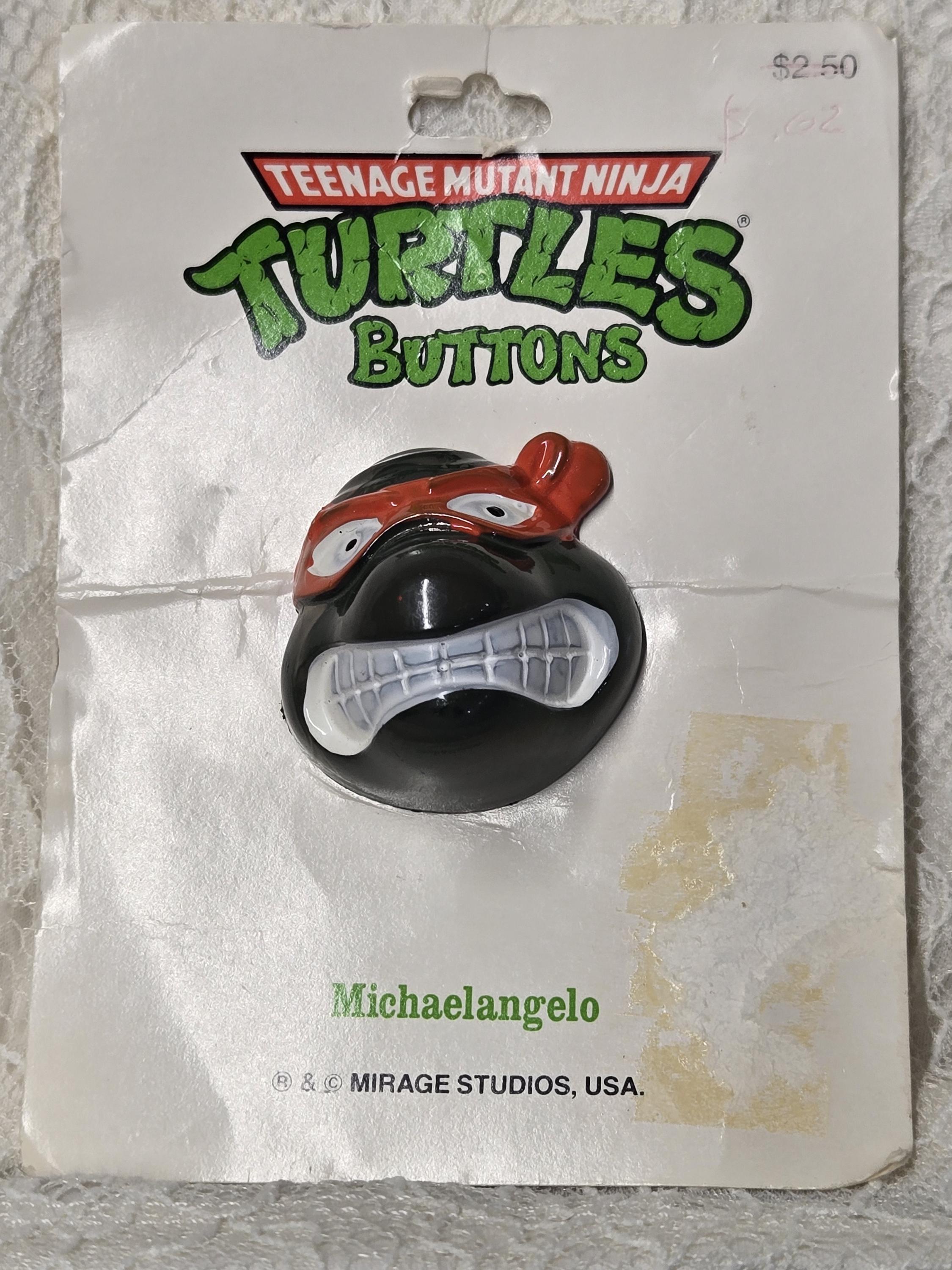 1 Teenage Mutant Ninja Turtles Buttons by R & C Mirage Studios, USA ...