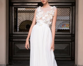 Robe de mariée/Robe blanche/Robe à fleurs/Robe longue/Robe formelle/Robe longue ivoire/Robe de soirée/Robe élégante/Robe avec ceinture