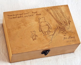 Winnie l'ourson dit sur une boîte souvenir, image de Winnie et des porcelets sur une boîte de cadeaux, citation personnalisée de Winnie sur une boîte en bois