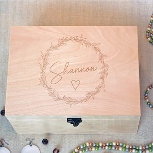 Engraved jewelry box, Personalized keepsake box with name, Monogramed wooden box
