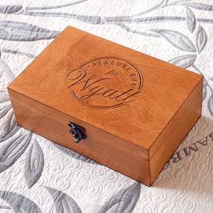 Personalized wooden box , Memory box, Custom engraved jewelry box, Keepsake box, Treasure box, Custom name box