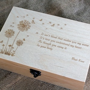 Boîte à bijoux gravée personnalisée, boîte en bois de devis personnalisé, poème personnalisé sur boîte, boîte de mémoire personnalisée