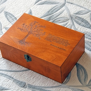 Custom quote wooden box, Memory box, Engraved bible verse box, Custom engraved jewelry box, Keepsake box, Treasury box