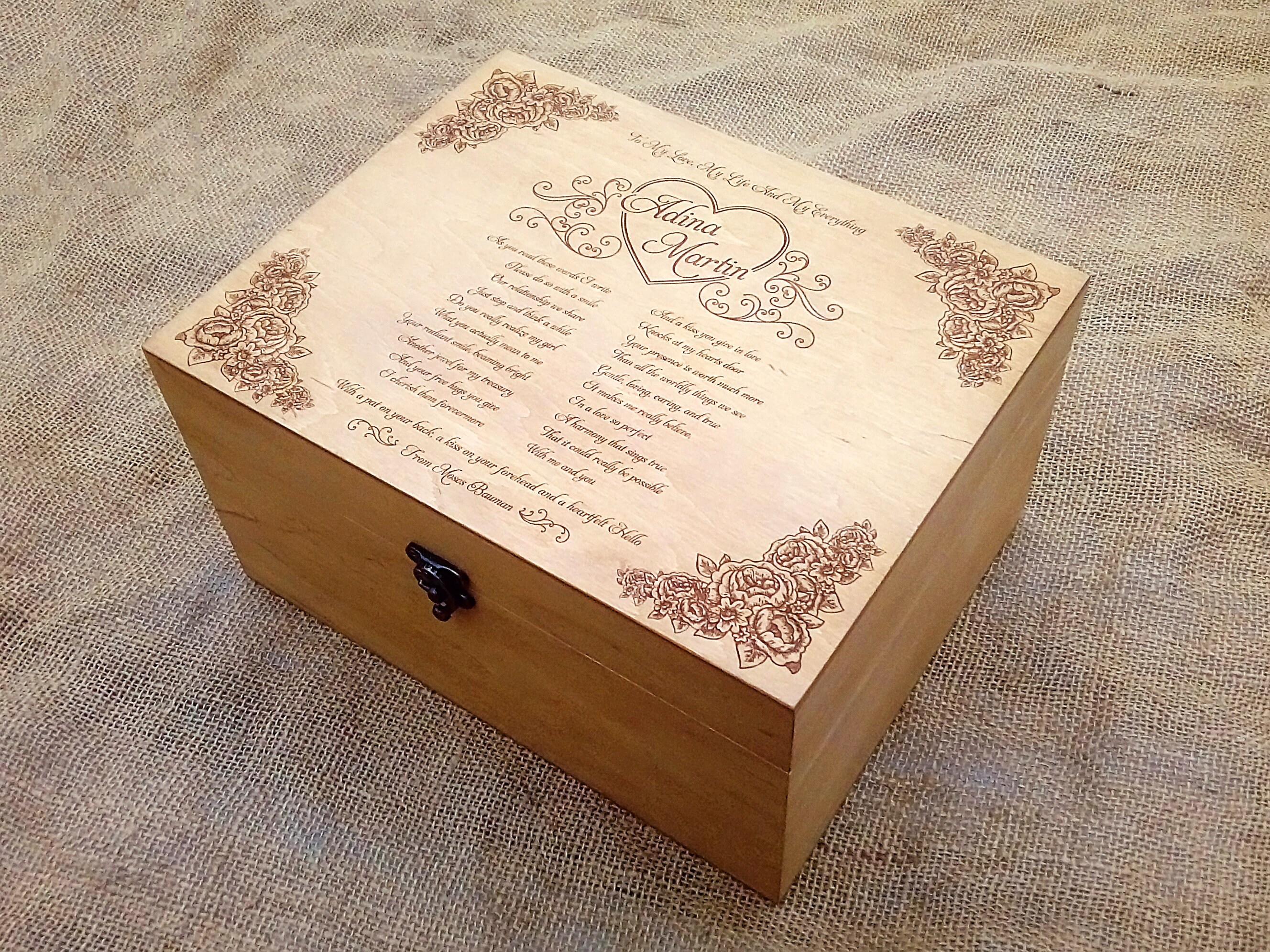 pop out memory box