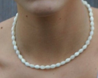 White mother-of-pearl pearl necklace for women, vintage