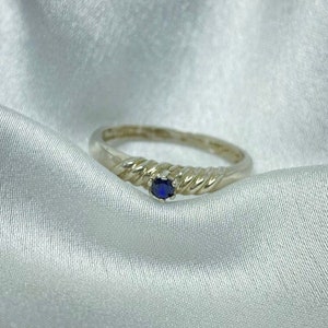 Sapphire ring, Blue sapphire ring, engagement sapphire ring, vintage sapphire ring, sapphire ring for women,  silver sapphire ring,