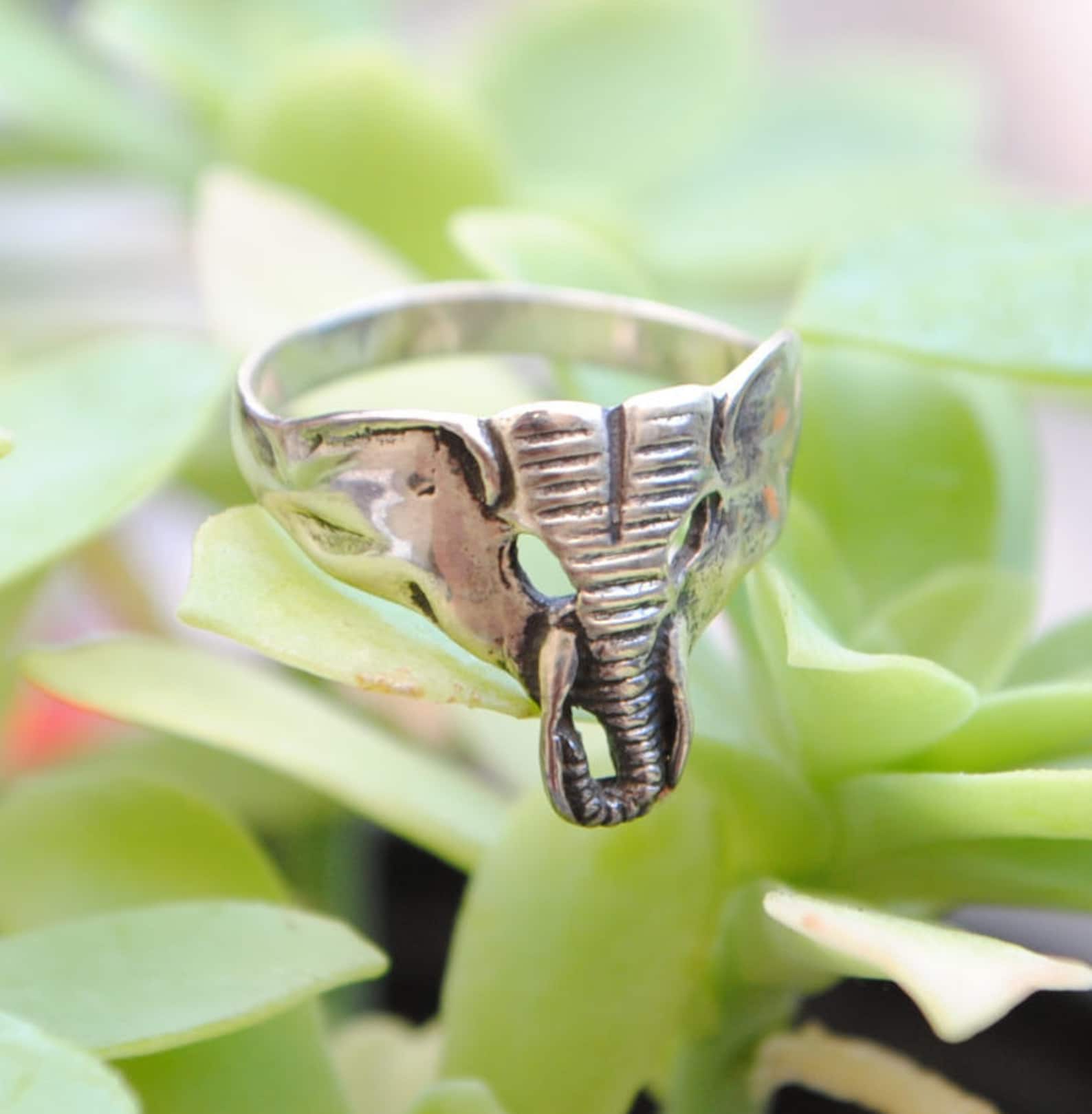 Bague Argent éléphant Oriental - Taille 53 - Occasion