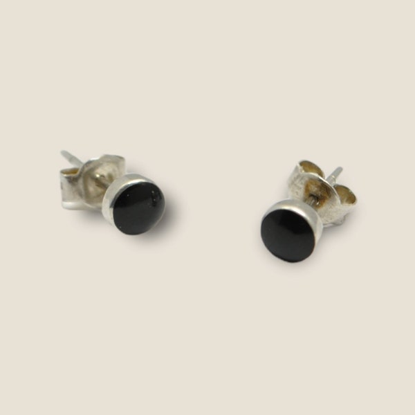 Boucles d'oreilles onyx noir, puces argent massif, puces tous les jours, boucles boho, puces simples, puces noires, boucles en pierre