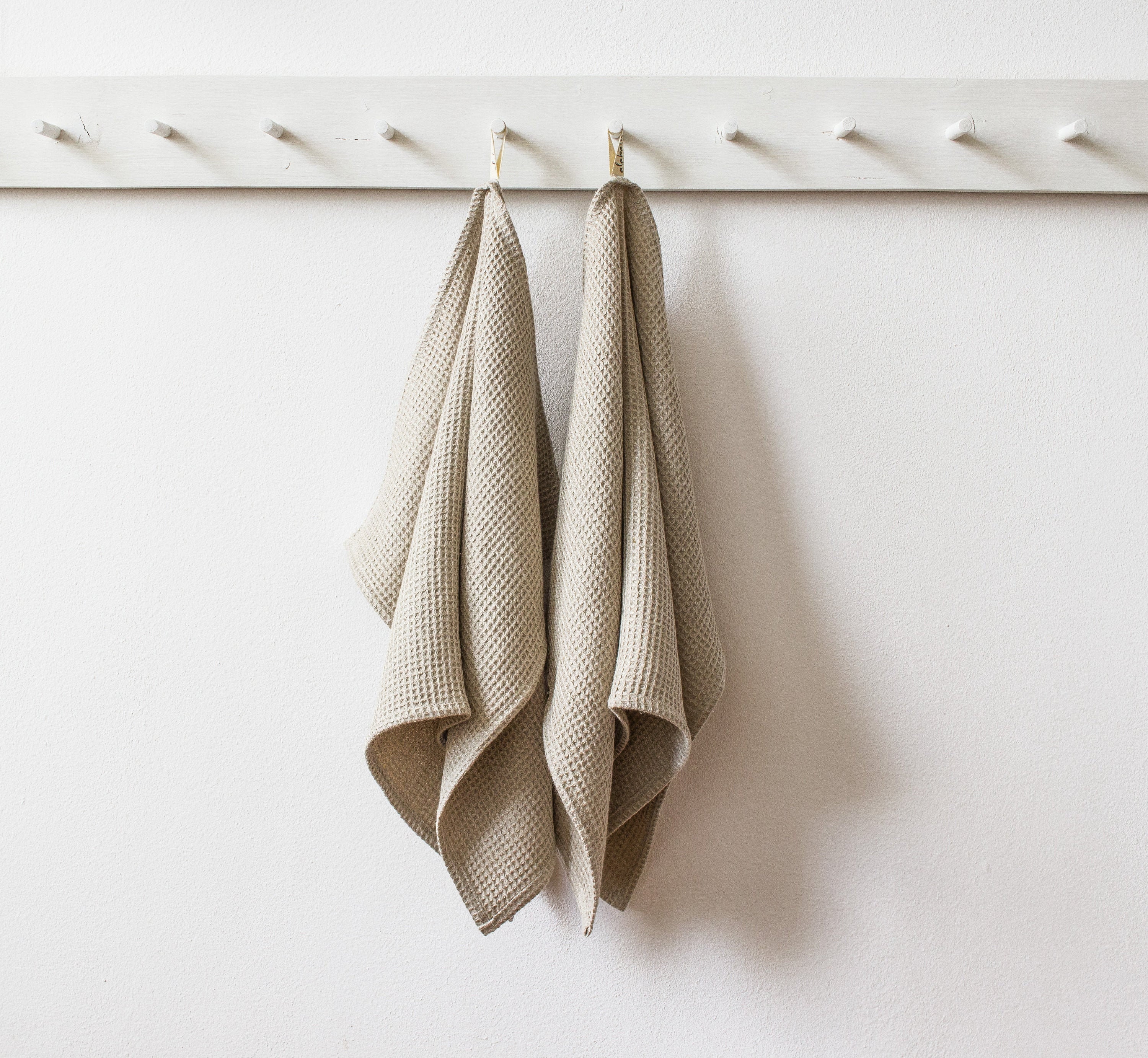 ZENVY Tie Latch Towels Set of 2, Hanging Hand Towels Set with Hook & Loop