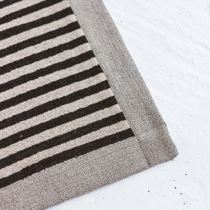 Linen cotton blend bath mat in neutral black colors, Farmhouse washable bath mat in size 20x28/ 50x70 cm, LAST ITEMS bl/nat. herringbone