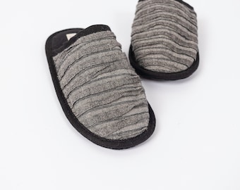 Black Linen House Slippers US 8-9, Handmade Non-slip Men Slippers EU 39-40, Closes Toe Unisex Indoor Shoes UK 6-7, Ready to Ship
