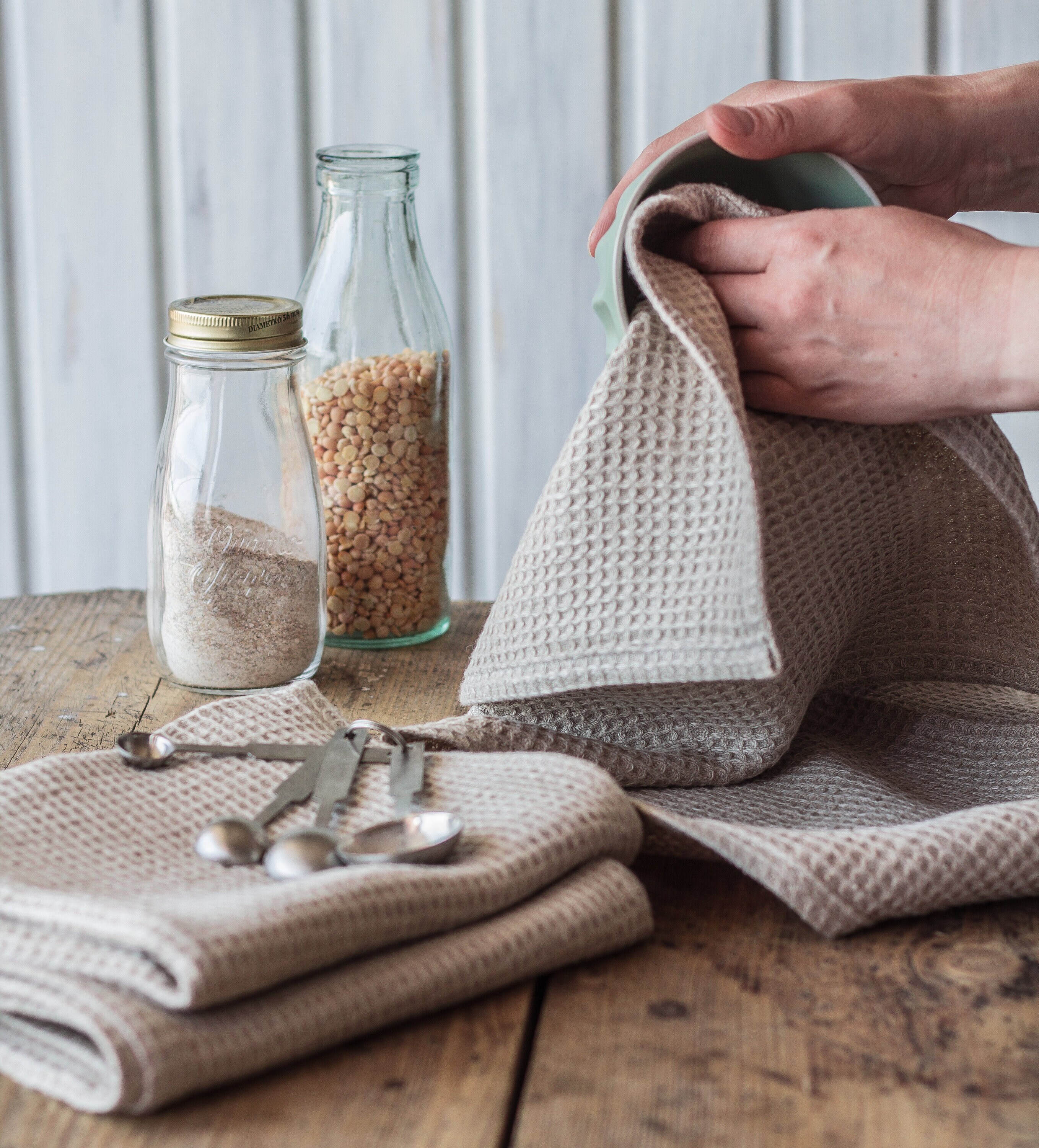 Linen Waffle Weave Kitchen Towels in Various Colors, Hand Towel With Loop,  Two Quick Dry Dish Towels, Flax Farmhouse Tea Towels 