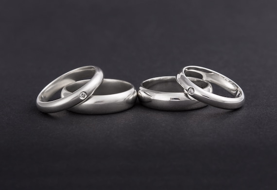 Sterling Silver Wedding Band Rings Set 4mm High Polished His and Her Rings Set 