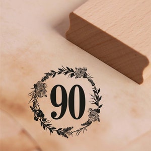 Motivstempel Jubiläum 90 Jahre Geburtstag Zahl Vintage Kranz Rosen Stempel 48 x 48 mm - Holzstempel Geschenk Hochzeitstag Feier Party Firma