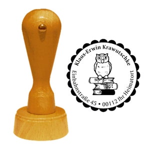 Adressstempel « EULE auf BÜCHERN » mit persönlicher Anschrift und Motiv - Stempel Holzstempel Name Bücherei Bibliothek Buchhandlung Leser
