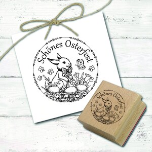 Motivstempel Schönes Osterfest - niedlicher Osterhase auf der Blumenwiese Stempel Ostern 48 x 48 mm - Holzstempel Scrapbooking Osterstempel