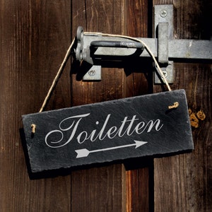 Toiletbord met pijl rechts - leisteen gegraveerde richtingspijl deurbord 22 x 8 cm - toiletbord pijl richting informatiebord