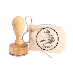 Francobollo per bambini bruco libro bruco - timbro in legno con nome personale Ø 24 mm - timbro con nome motivo timbro insegnante timbro insegnante scuola per bambini